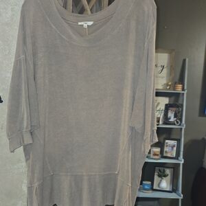 Chic Taupe Women's Short Sleeve Top